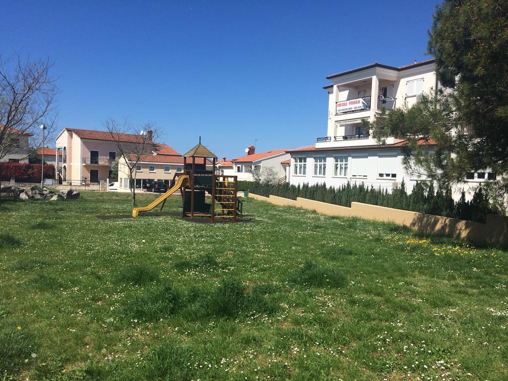 Apartman Kimi Poreč Exterior foto